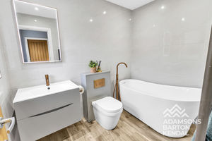 Photo 11- click for photo gallery